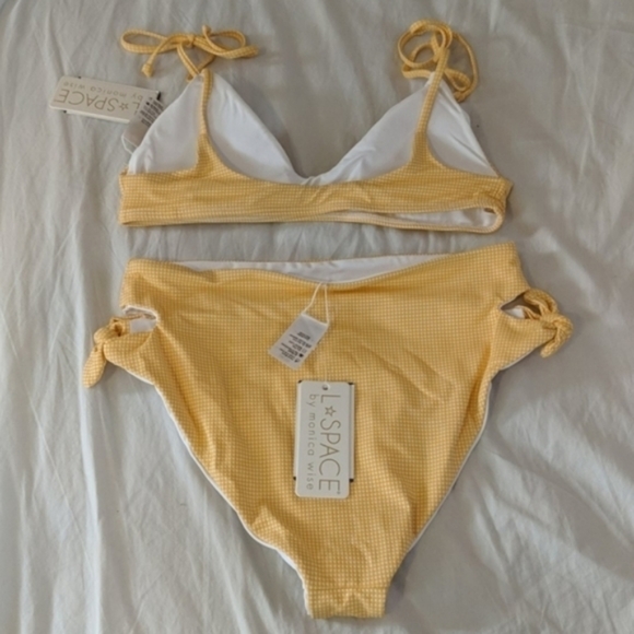 L*Space Daisy Top Bummin Bottom Sunshine Yellow - Picture 10 of 13